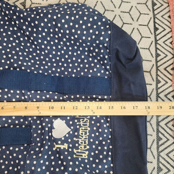 THIRTY-ONE BAGS FOLD OVER WEEKENDER BAG in NAVY DANCING DOTS "I ♡ WEEKENDS" - Picture 14 of 16